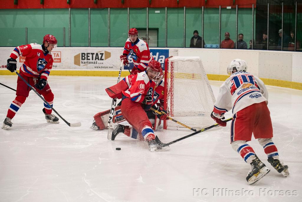 HC Hlinsko - SK Třebechovice 7:2  v brance soupeře Tomáš Rolinek